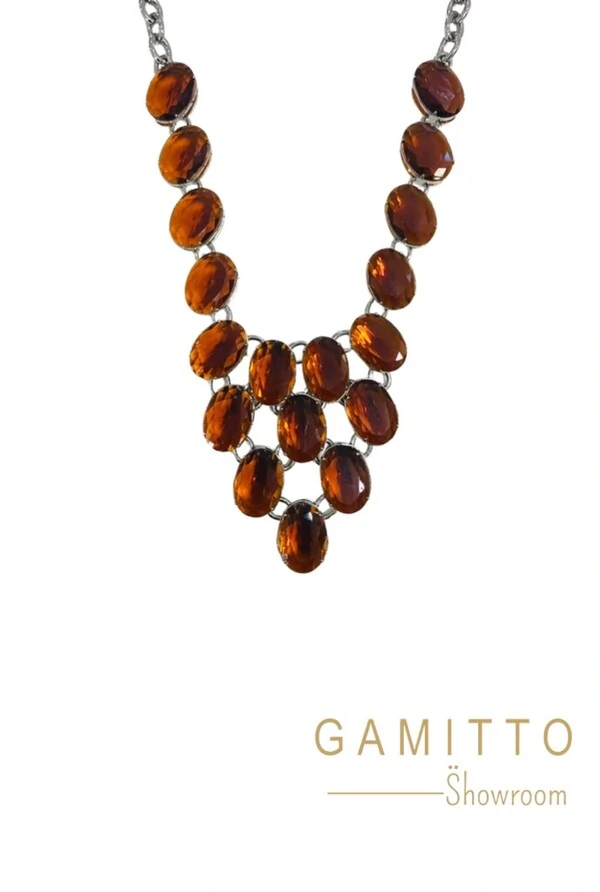 Colar Cristais em Banho Prata