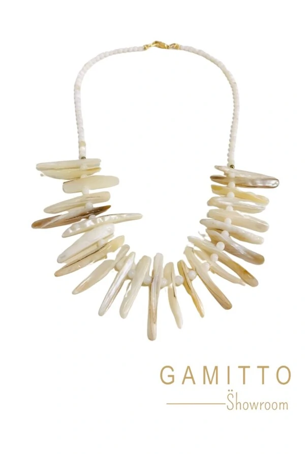 Colar Pedra Natural em Banho Ouro