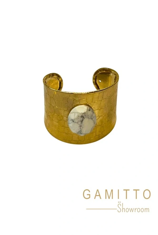 Bracelete Pedra em Banho Ouro