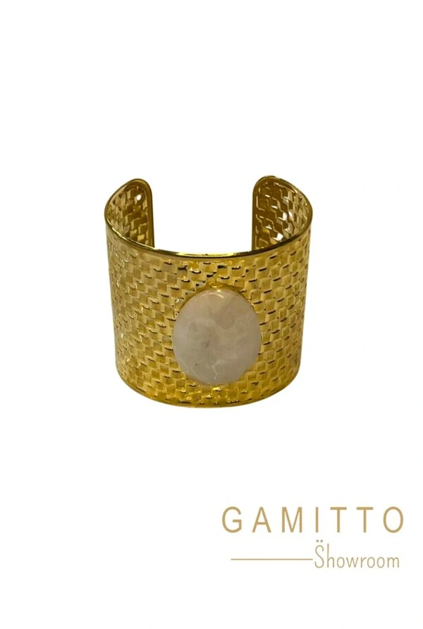 Bracelete Quartzo Branco em Banho Ouro