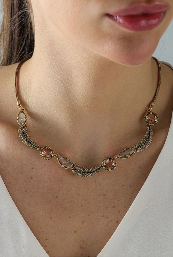 Colar em Banho Ouro Vintage