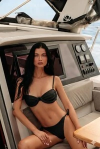 Top Versailles Black Onix