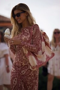 Vestido Ios Paisley Cherry