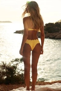 Tanga Santorini Laser Amarelo Polen