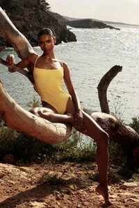 Maiô Marbella Amarelo Polen