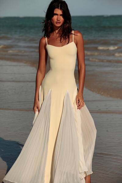 Foto Vestido Athena Champagne