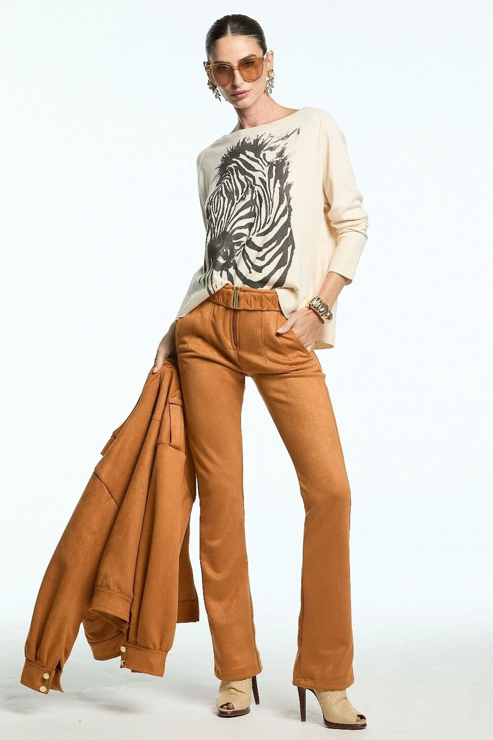 FotoCalça Bootcut Camurça