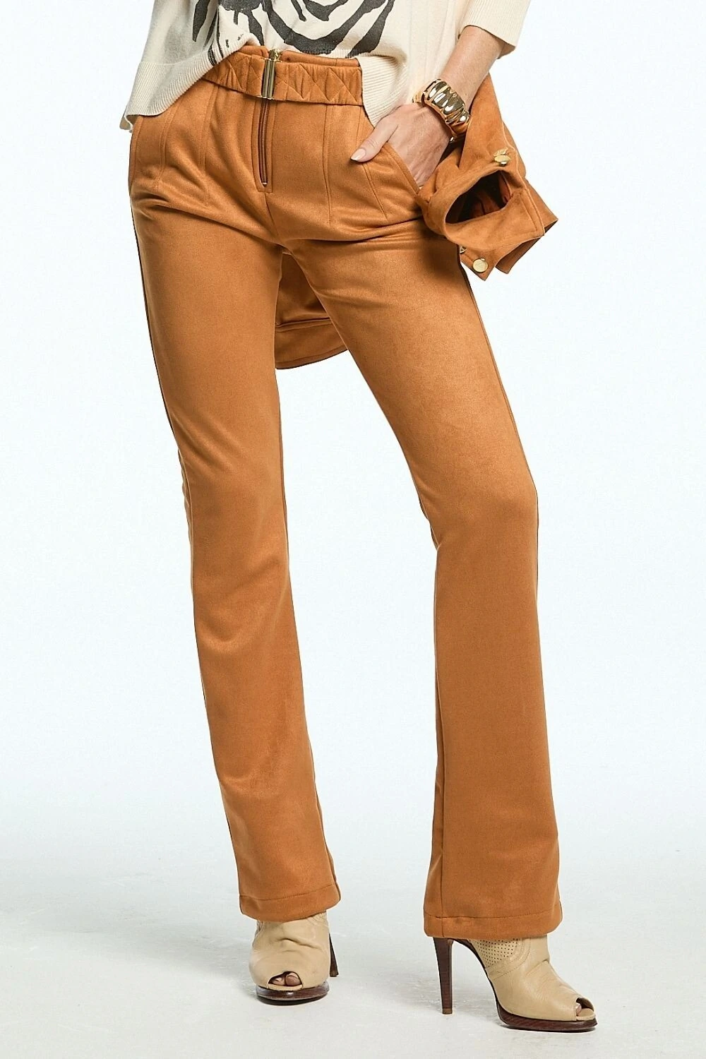 FotoCalça Bootcut Camurça