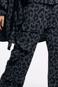 Calça Animal Print