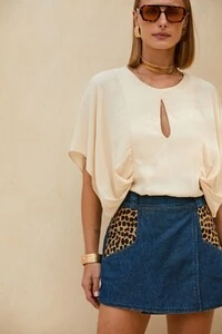 Blusa Manga Morcego