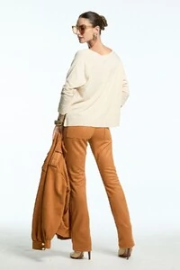 Calça Bootcut Camurça