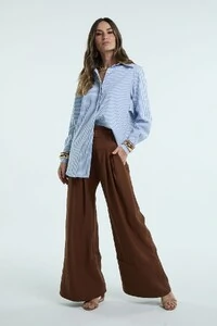 Calça Pregas Pesponto