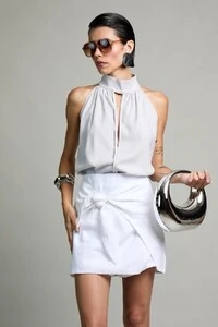 Blusa Gola Pespontada