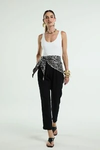 Calça Cenoura Basic