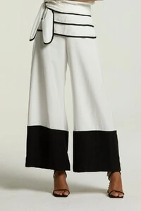 Calça Pantacour Kury