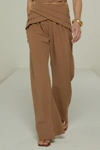 Calça Transpasse Pregas