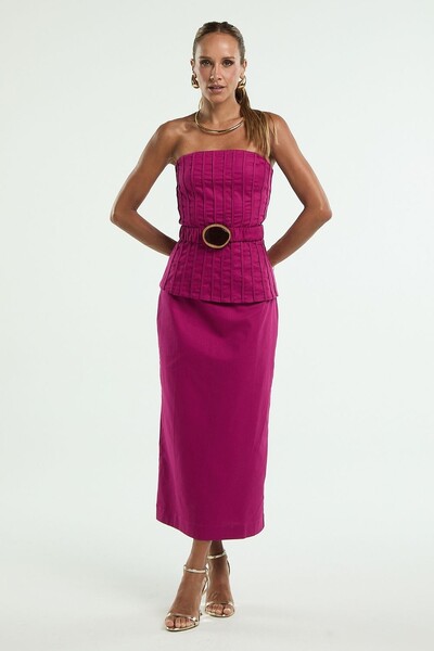 Foto Vestido Nervuras Peplum