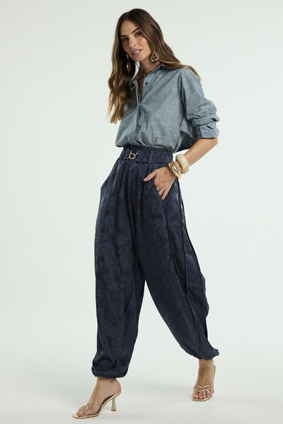 FotoCalça Over Cetim