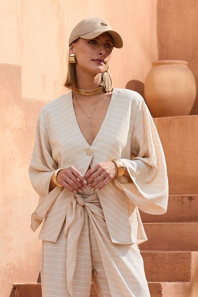 Foto Blusa Ampla Casaqueto