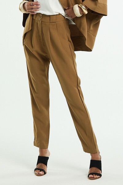 Foto Calça Cenoura Basic