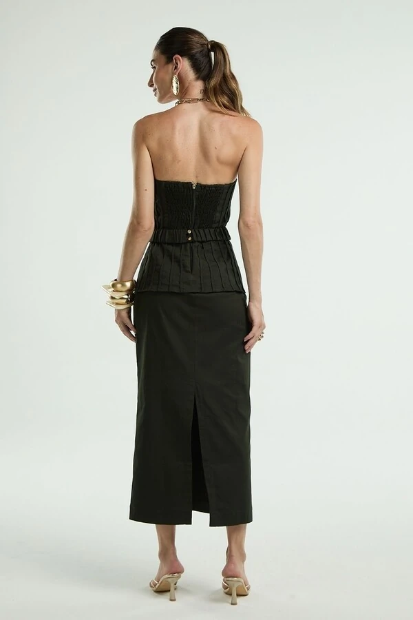 Vestido Nervuras Peplum