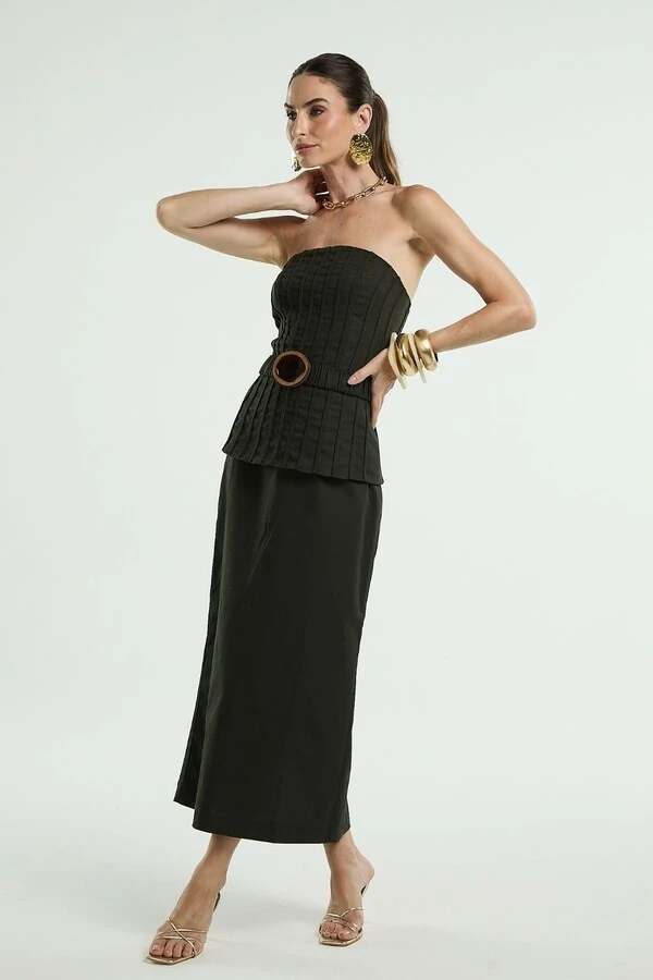 Vestido Nervuras Peplum