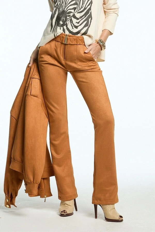 Calça Bootcut Camurça