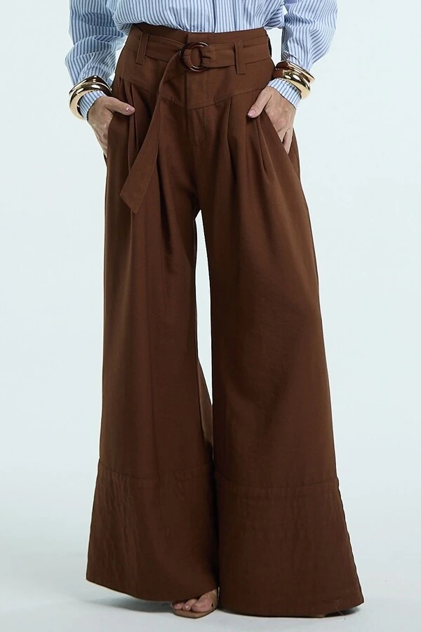 Calça Pregas Pesponto