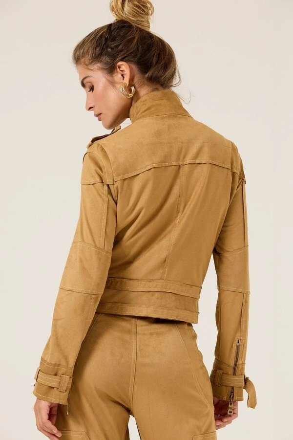Jaqueta Recortes Suede