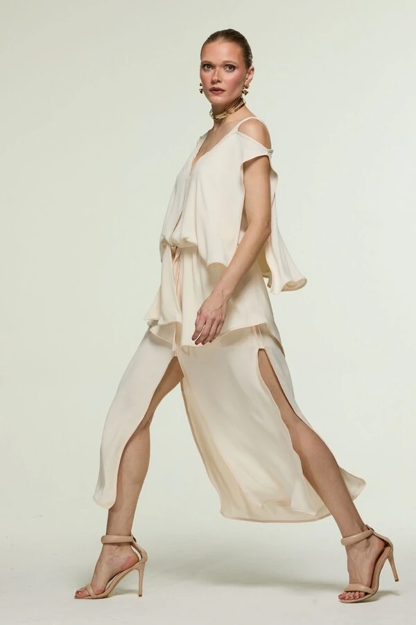 Vestido Vies Camadas