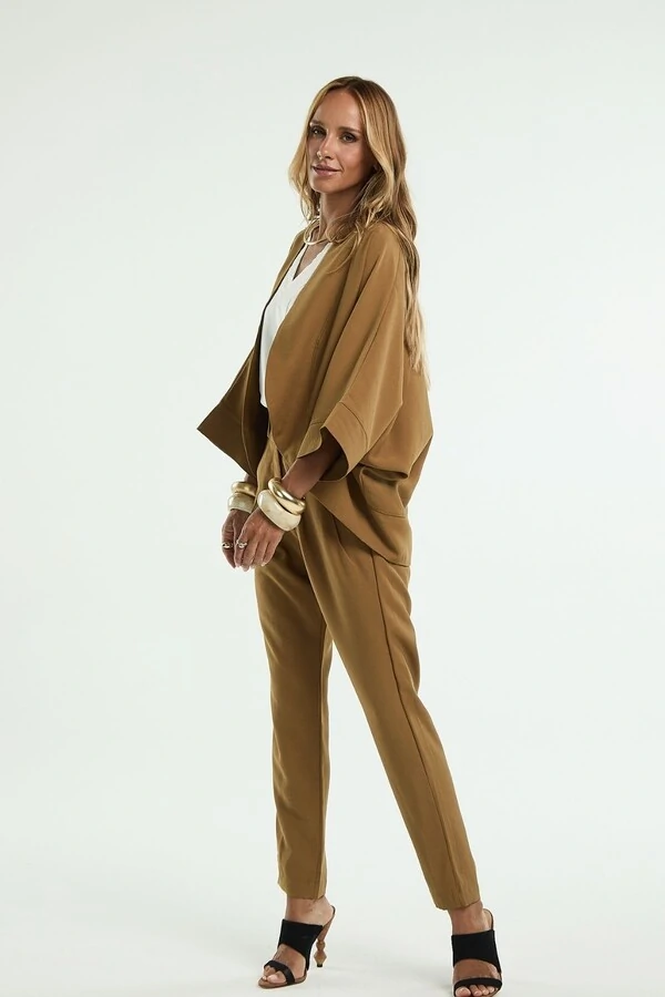 Calça Cenoura Basic