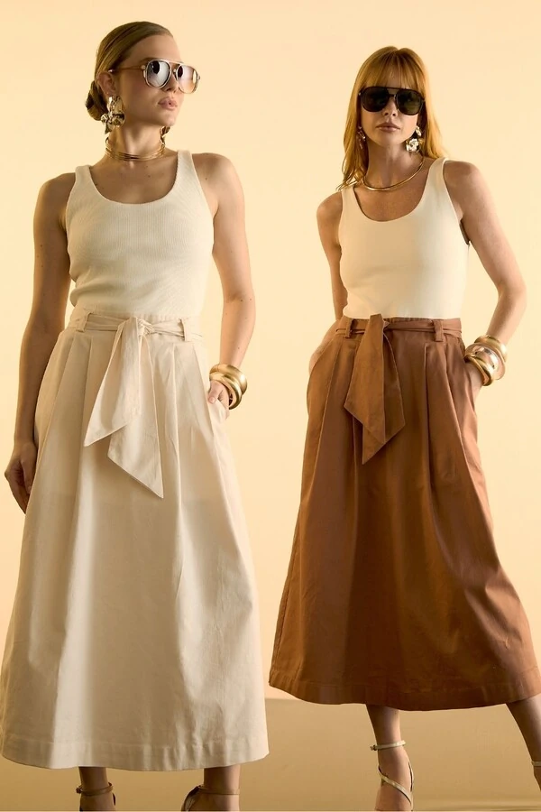 Vestido Saia Pregas
