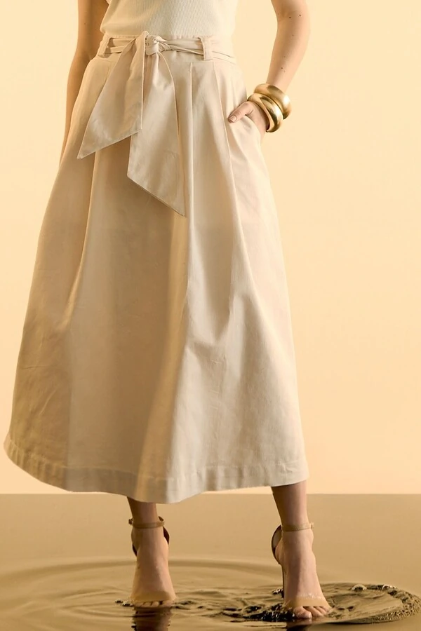Vestido Saia Pregas