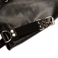 Manga Restritora Sado BDSM com Fivelas e Cordões Atrás para Ajuste