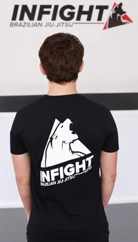 Camiseta Infight