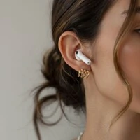 Brinco Dourado 3 Aros com Zircônias