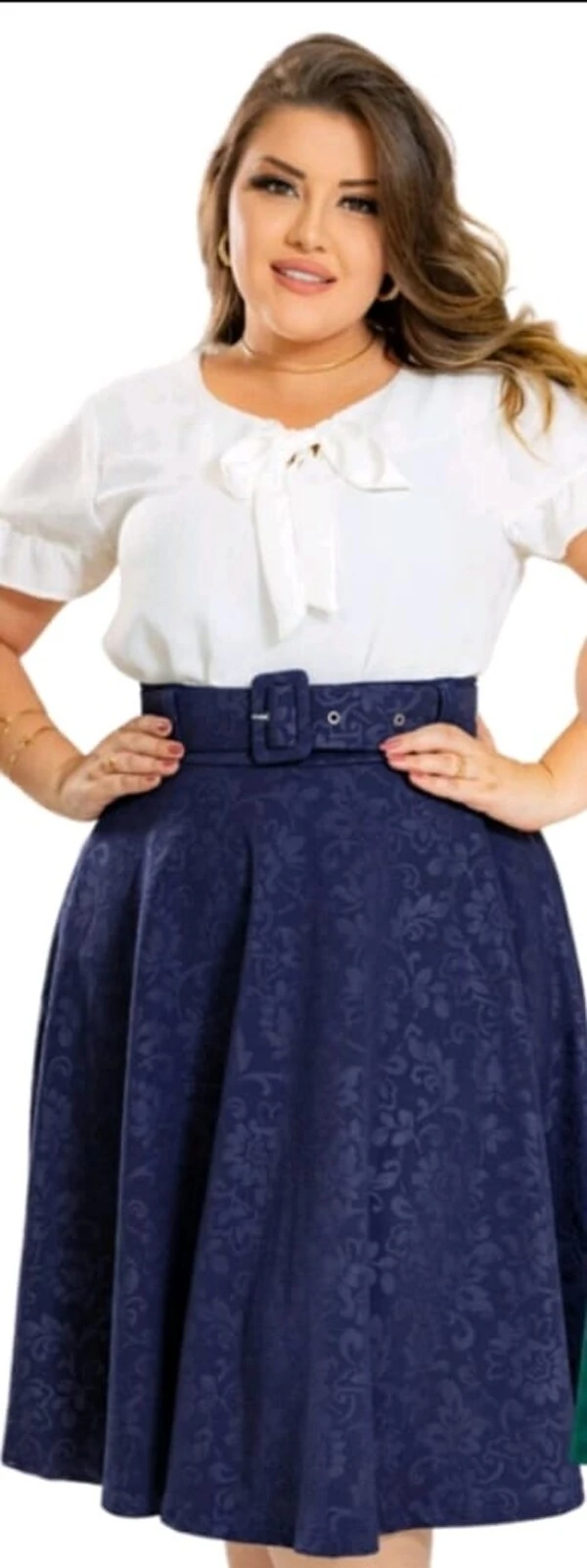 Saia Midi Feminina Jakuar 3D com Cinto Ajustável Tecido Encorpado Elegante Moda Casual