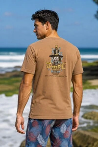 Camiseta Estonada Surfwear Zombie Hoo Doo Rum Terracota