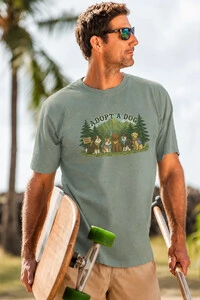 Camiseta Estonada Surfwear Trail Dogs - Adopt a Dog Verde