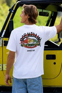 Camiseta Surfwear Bob Marlin Branca