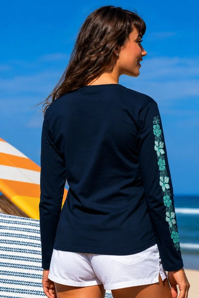 Foto Camiseta Feminina Surfwear Pua Lani Band