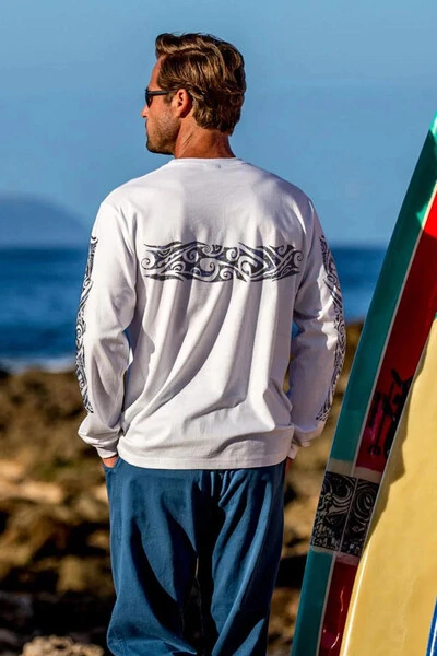Foto Camiseta Surfwear Wild Batik Band