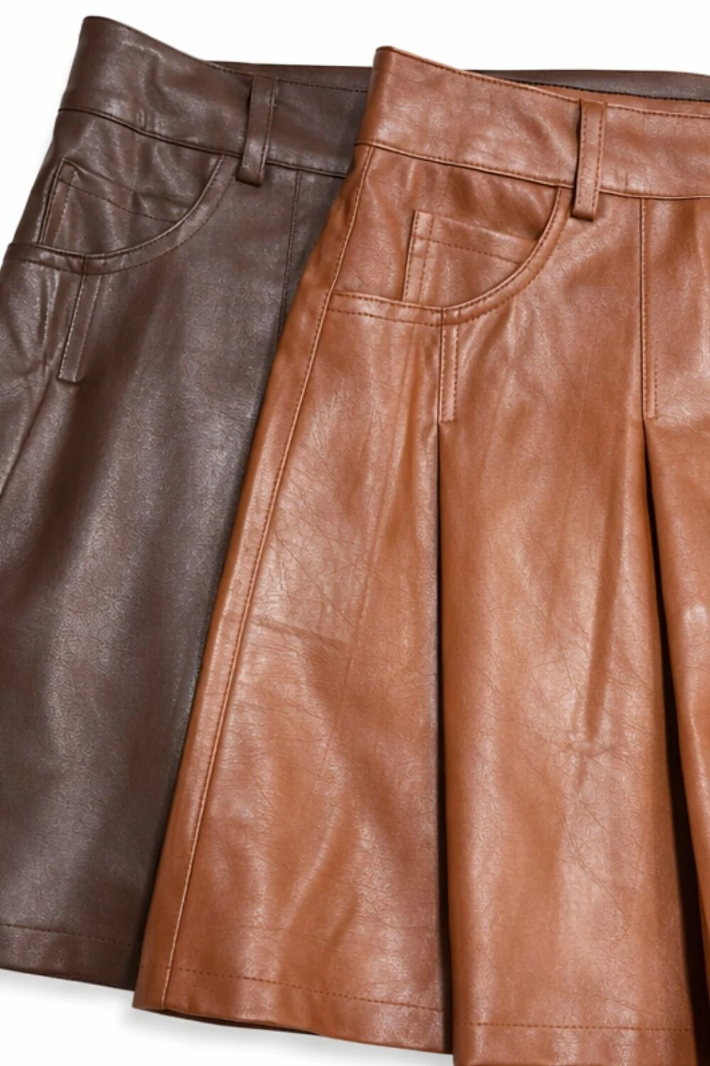 FotoMini saia pu com pregas Kwi