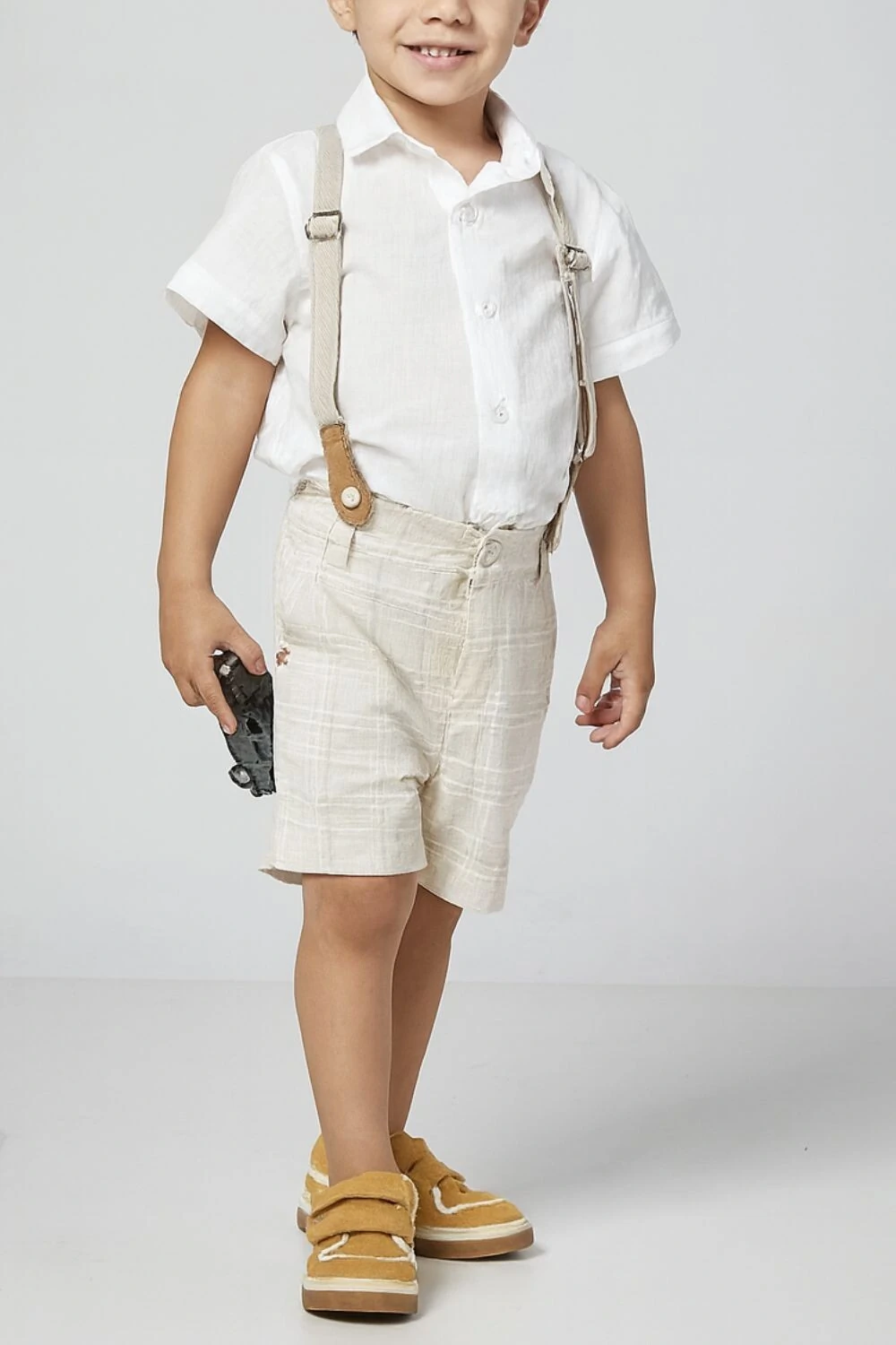 FotoConjunto infantil camisa e bermuda Oliver