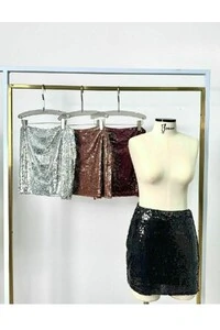 Saia curta de paete Kwi