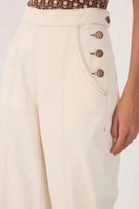 Calça sarja pesponto botões Dress to