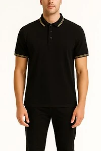 Polo masculina com detalhe na gola e manga Kwi