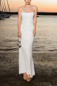 Vestido longo tule com pedraria Kwi