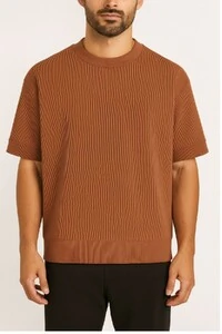 Camiseta masculina de malha c/ textura Kwi