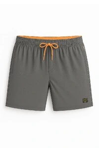 Bermuda masculina com detalhes laranja Kwi